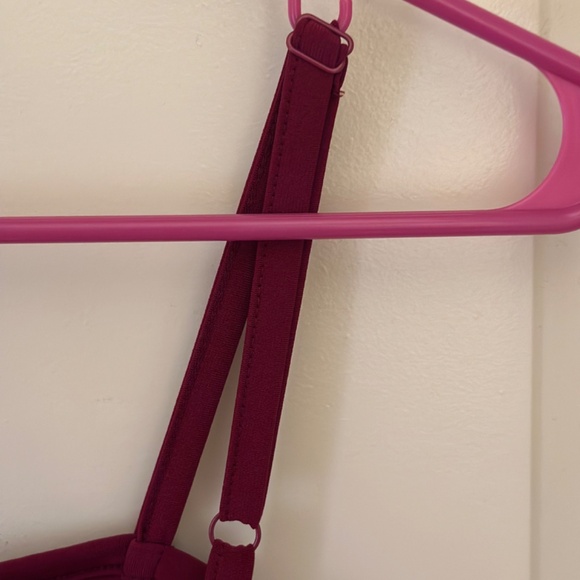 The Limited Size Small Maroon breathable top - Picture 6 of 10